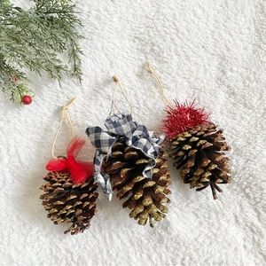 Handmade | rustic pinecone Christmas tree ornaments